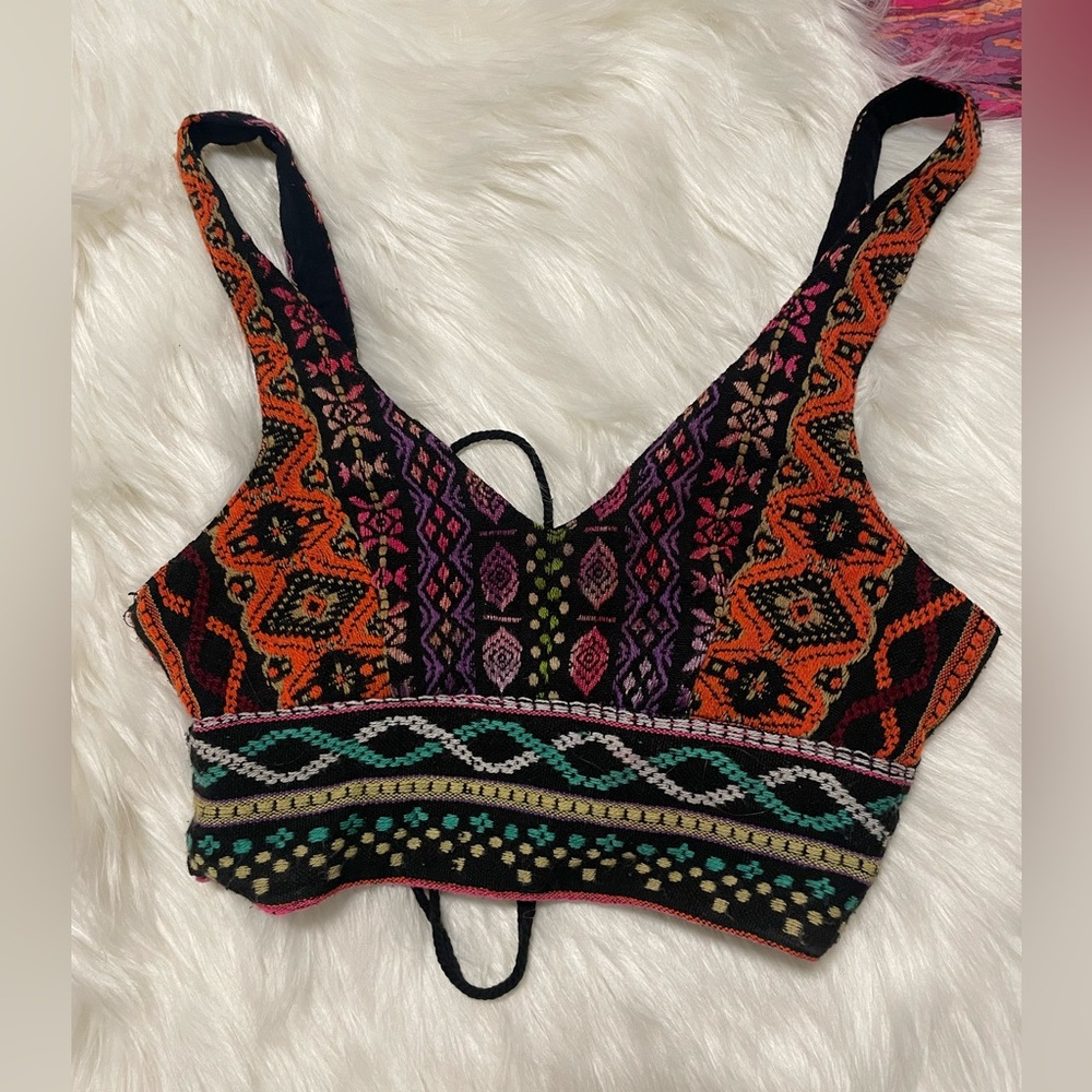 small urban outfitters crop top